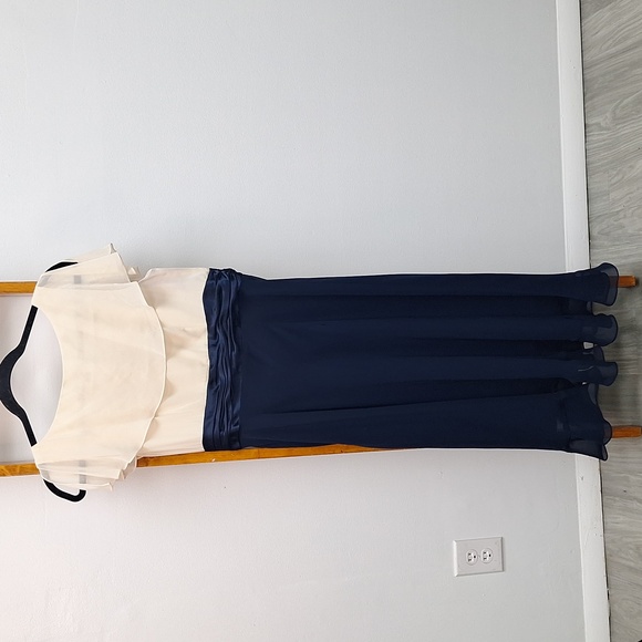 Liz Claiborne Tulip Dress Off White and Navy Blue Size 10 - Picture 6 of 16